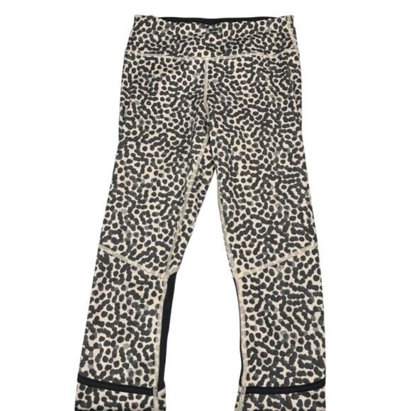 Lululemon Pedal To The Medal 7/8 Tight Luxtreme In Ace Spot Grain Black Size 4 - Picture 5 of 8